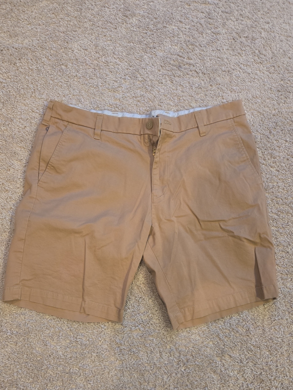 Dockers Men’s Tan Flat-Front Cotton Shorts